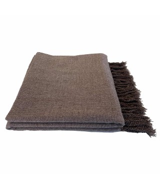 Manta plaid microchenilla muy suave de color marrón. Manta auxiliar para salón o habitación. Textil de hogar